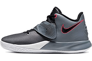 Nike kyrie boys basketball shoe